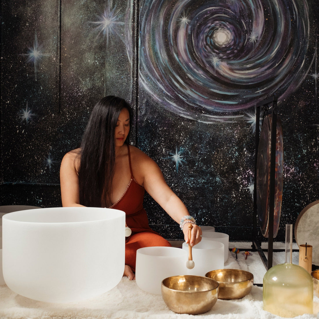What to Expect at Your First Sound Bath at the Healing Studio